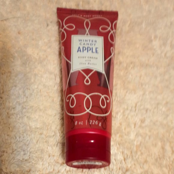 NWT ~ Bath & Body Works Winter Candy Apple Body Cream with Shea Butter (8 oz.) - Picture 2 of 5